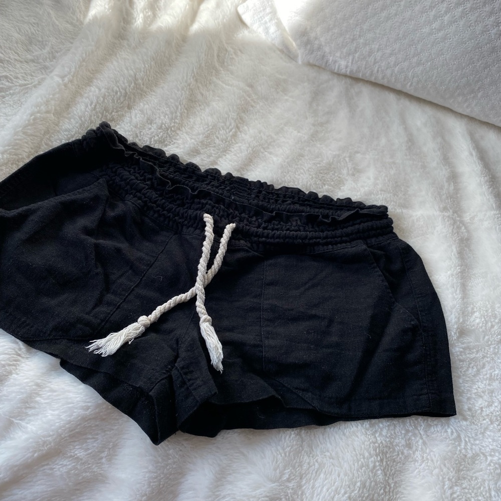 Roxy linen beach short, size S, black with white rope tie